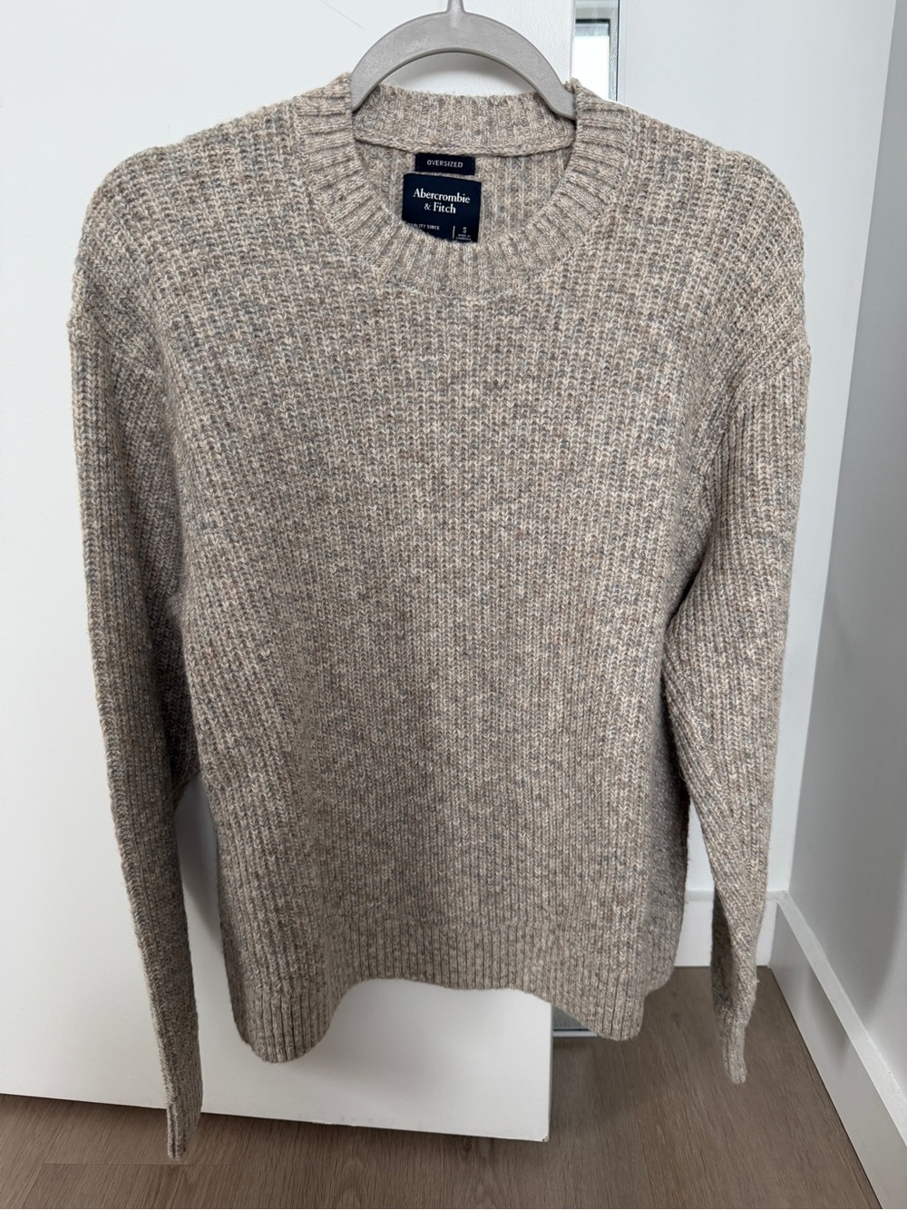Abercrombie & Fitch Men's Crewneck Sweater in Heather Beige